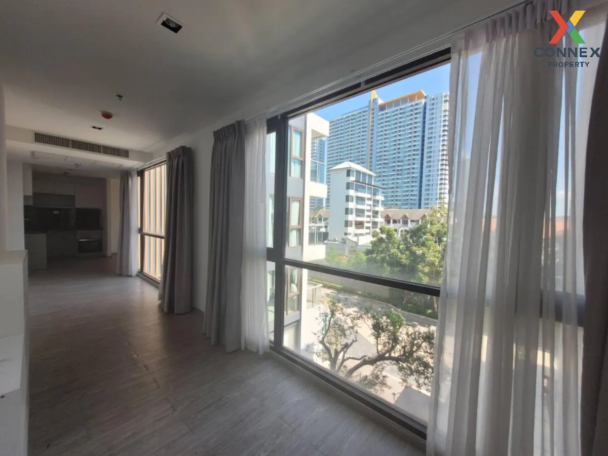 For Sale Condo , Aeras Beachfront Condominium Jomtien Pattaya , nice view , corner unit , river view , Nong Prue , Bang Lamung , Chon Buri , CX-117988 2