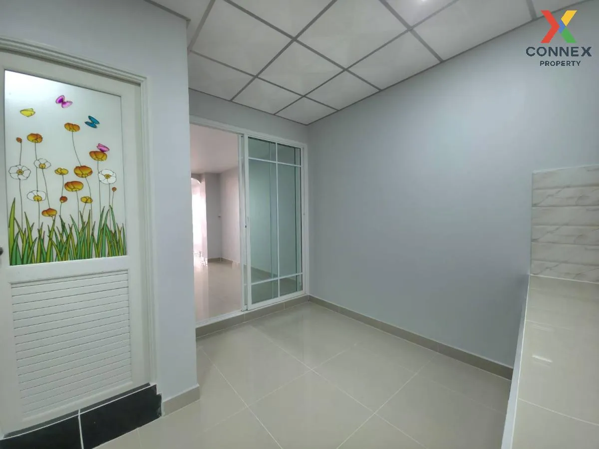 For Sale Townhouse/Townhome  ,  Baan Pornthip , newly renovated , Bang Si Mueang , Mueang Nonthaburi , Nonthaburi , CX-118159