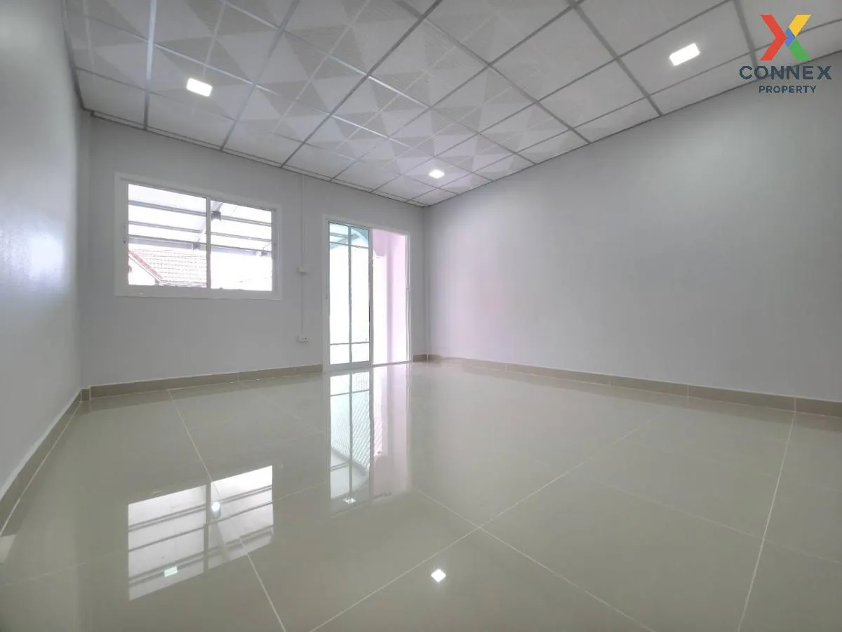 For Sale Townhouse/Townhome  ,  Baan Pornthip , newly renovated , Bang Si Mueang , Mueang Nonthaburi , Nonthaburi , CX-118159