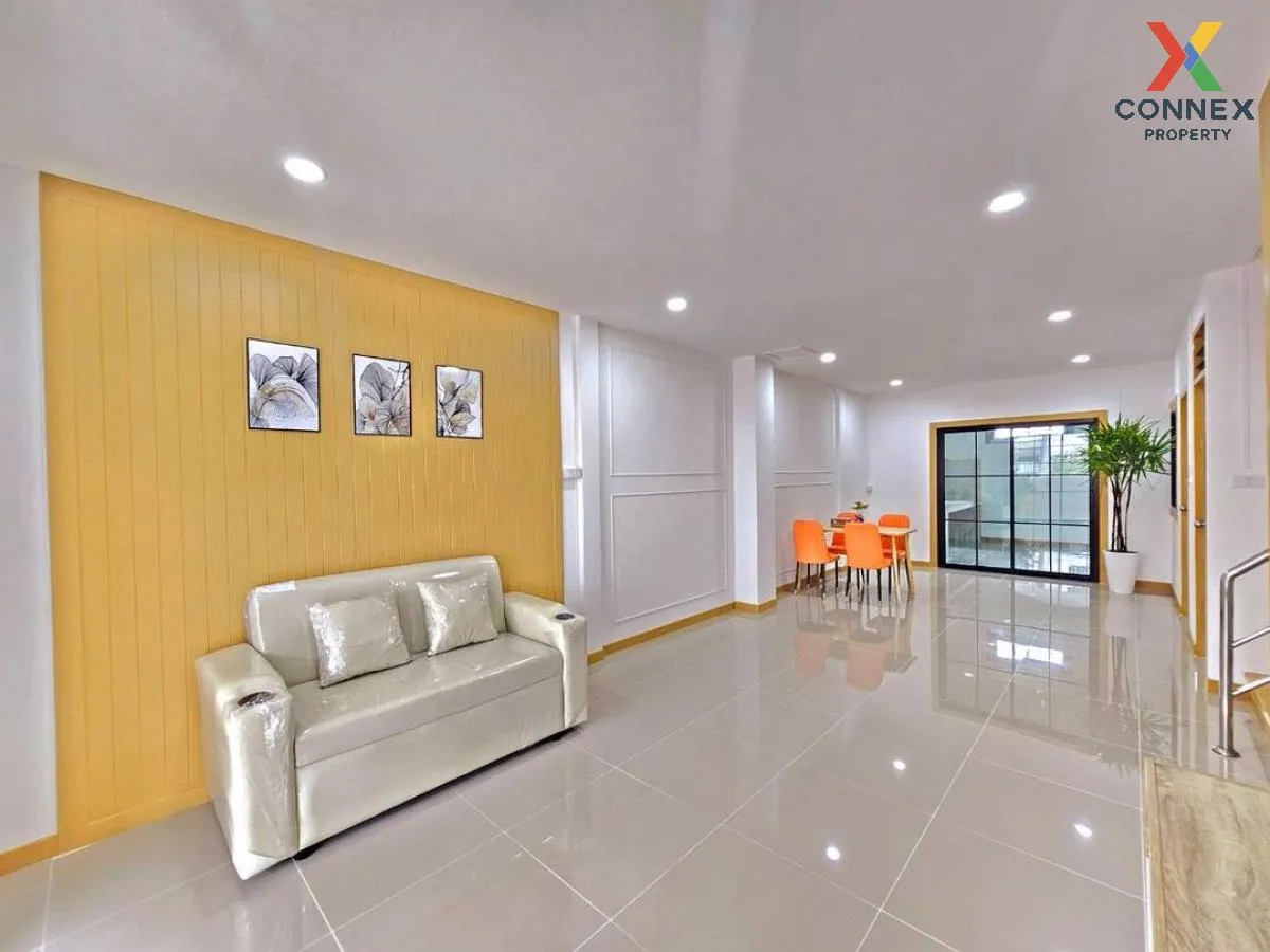 For Sale Townhouse/Townhome  , Baan Sucha , Nong Khang Phlu , Nong Khaem , Bangkok , CX-118509