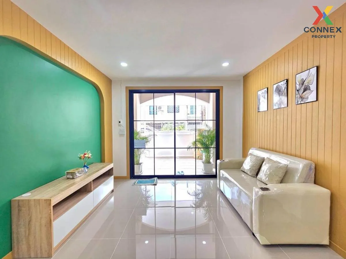 For Sale Townhouse/Townhome  , Baan Sucha , Nong Khang Phlu , Nong Khaem , Bangkok , CX-118509