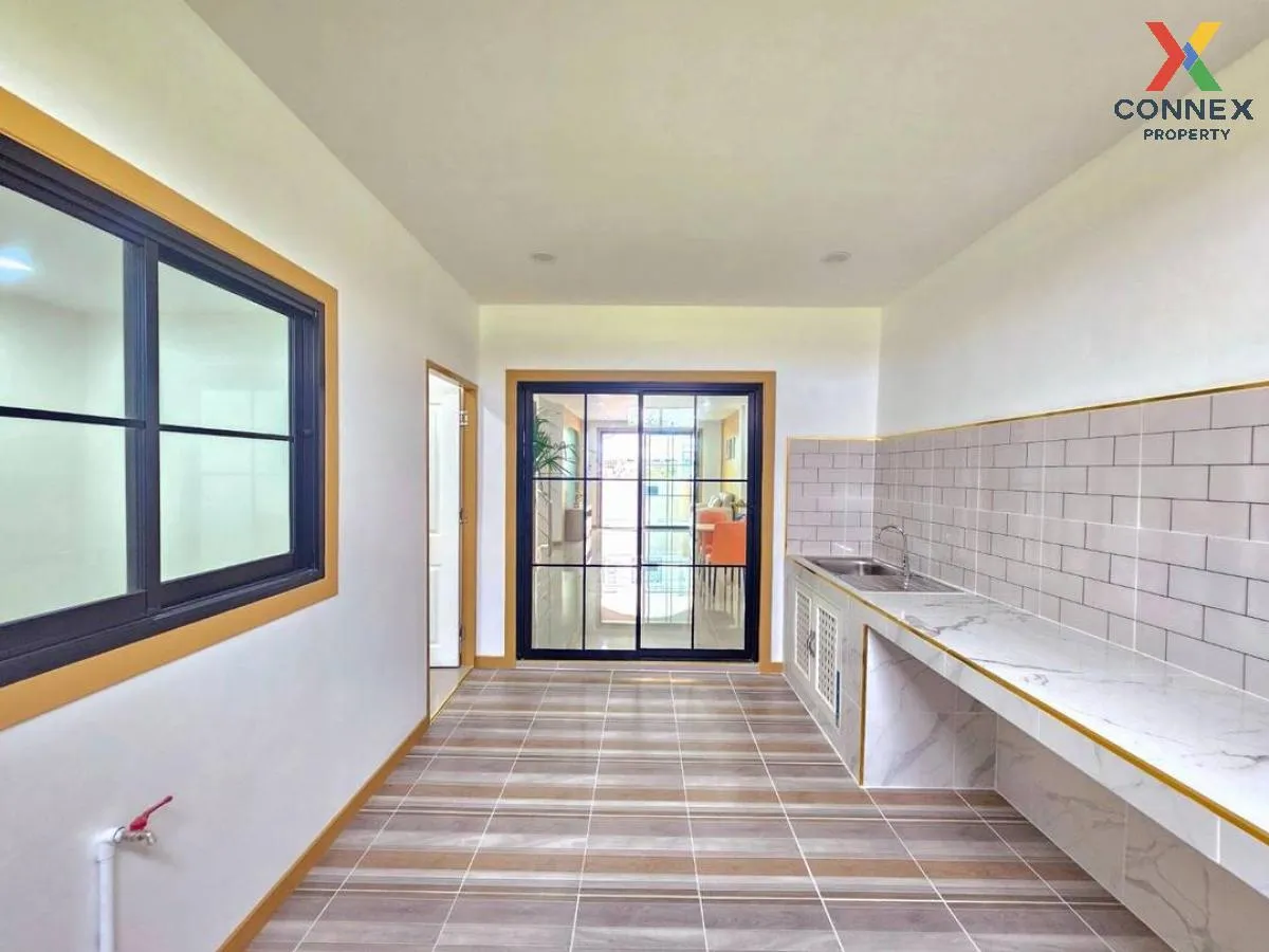 For Sale Townhouse/Townhome  , Baan Sucha , Nong Khang Phlu , Nong Khaem , Bangkok , CX-118509