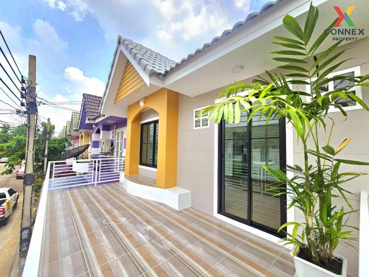 For Sale Townhouse/Townhome  , Baan Sucha , Nong Khang Phlu , Nong Khaem , Bangkok , CX-118509