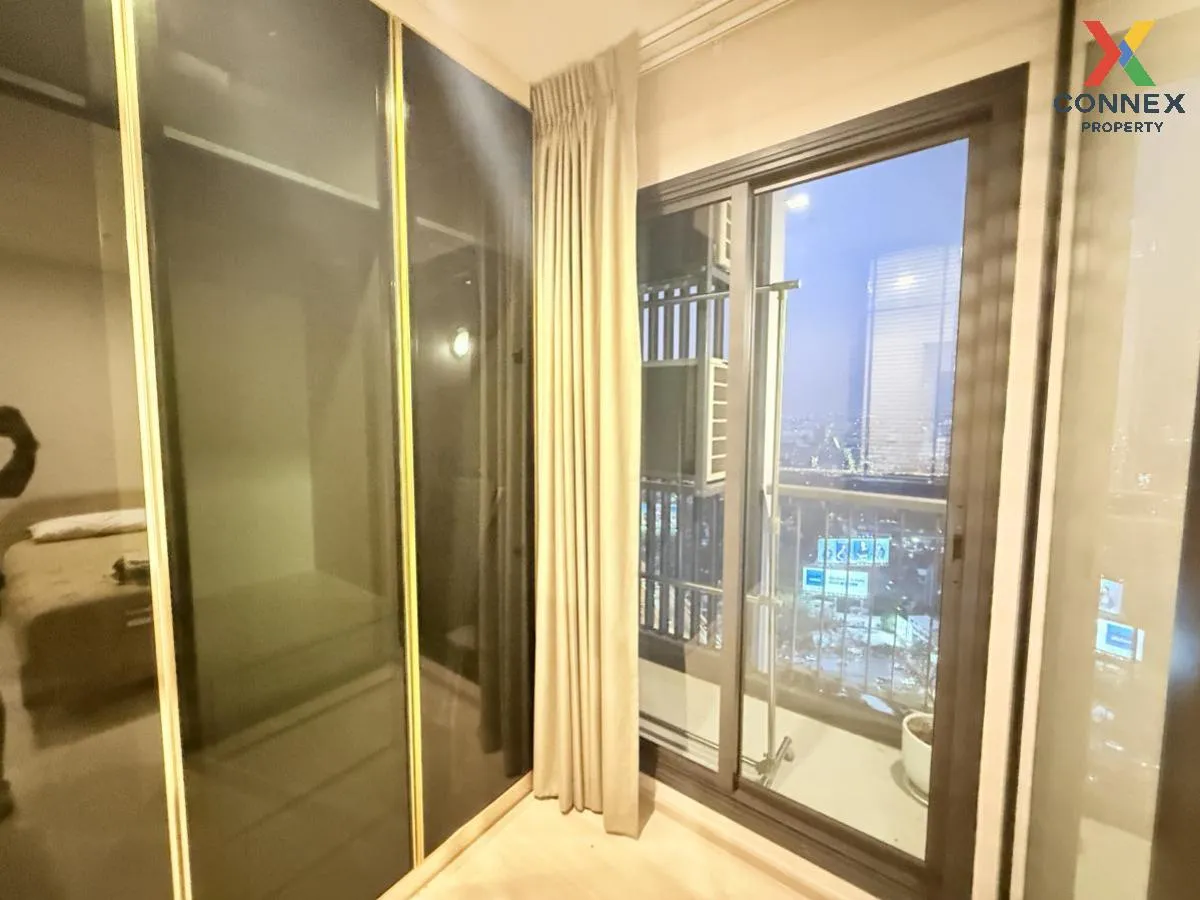 For Rent Condo , Life One Wireless , nice view , high floor , BTS-Phloen Chit , Lumpini , Pathum Wan , Bangkok , CX-118574