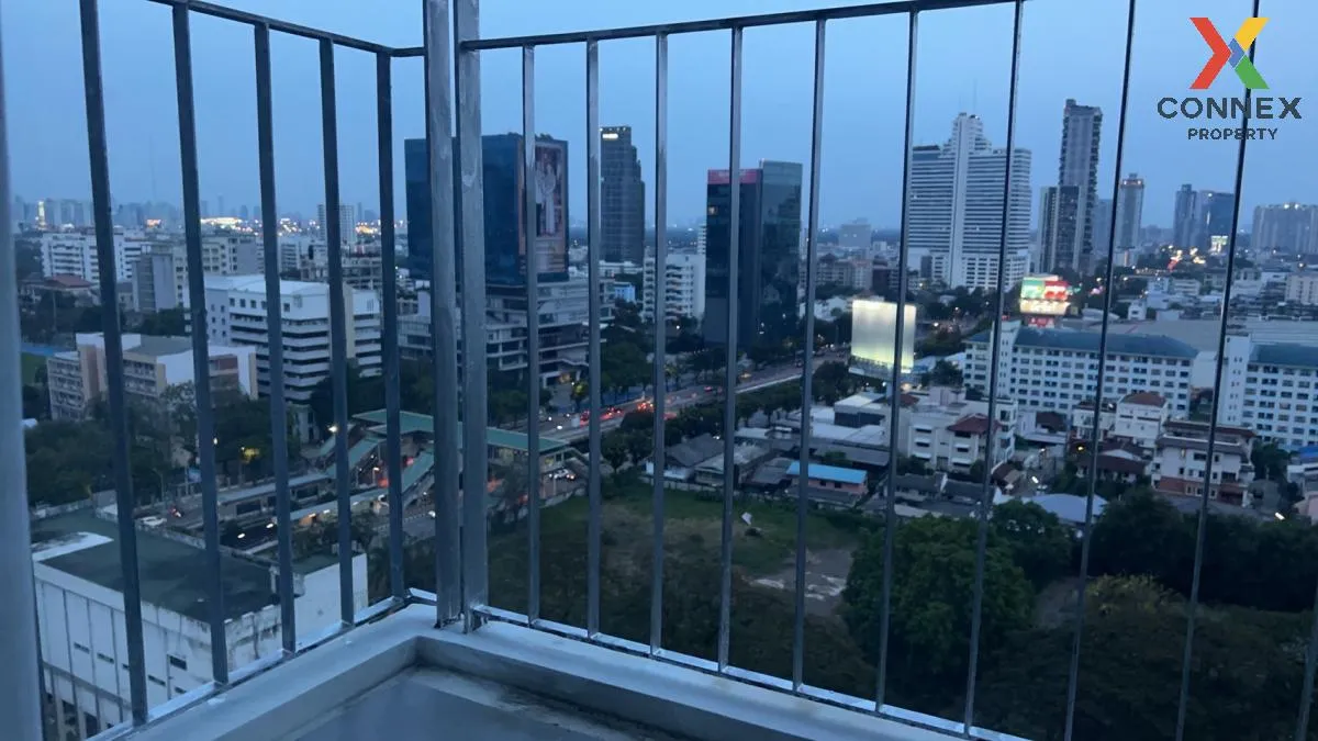 เช่าคอนโด  แบงค์คอก ฮอไรซอน สาทร - นราธิวาส ห้องมุม รีโนเวทใหม่ B