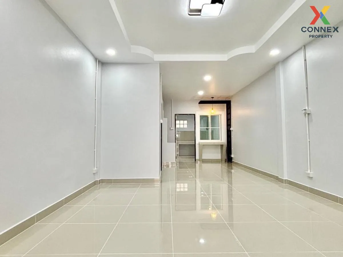 For Sale Townhouse/Townhome  , Baan Rom Ngao Mai , newly renovated , Bang Bua Thong , Bang Bua Thong , Nonthaburi , CX-118792