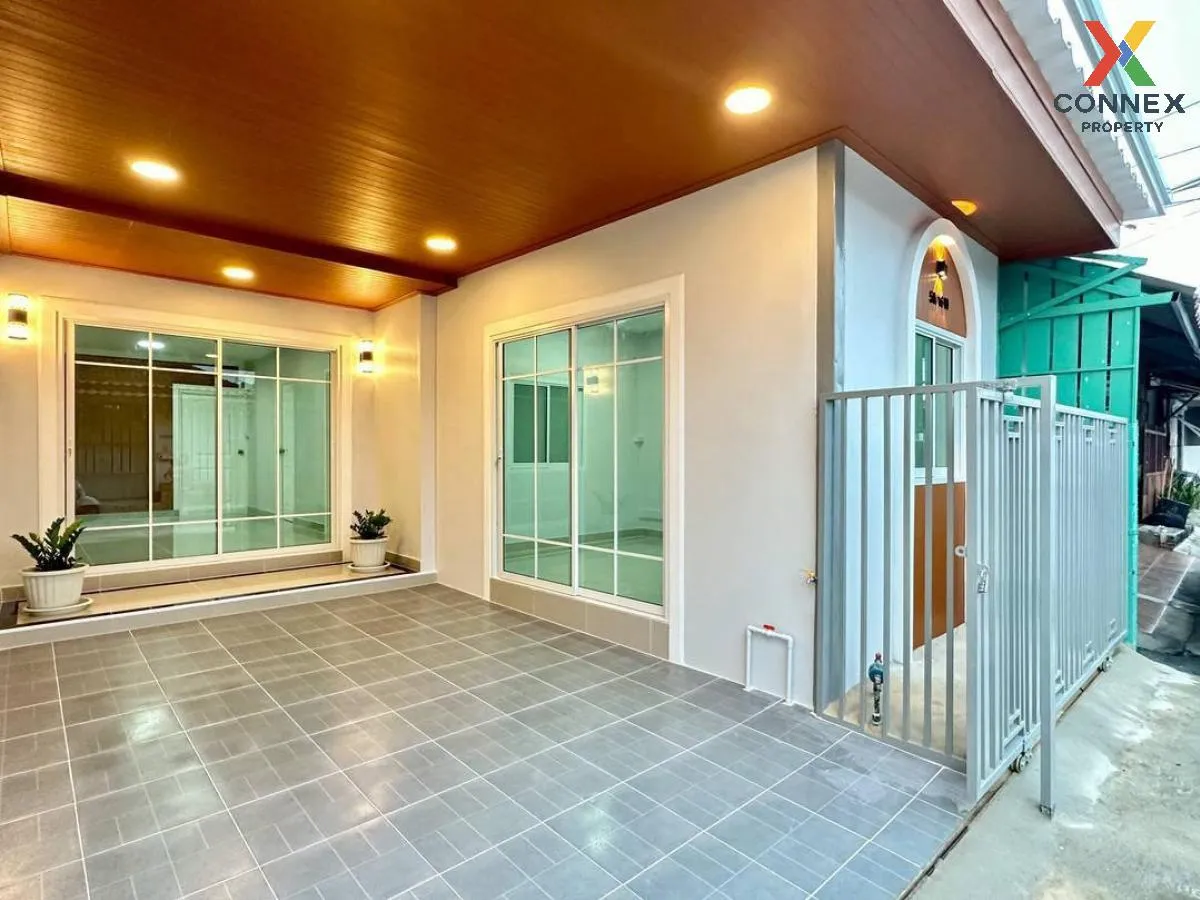 ขายทาวน์เฮ้าส์/ทาวน์โฮม  บ้านพฤกษา 3 บางบัวทอง รีโนเวทใหม่ บางคูร 4