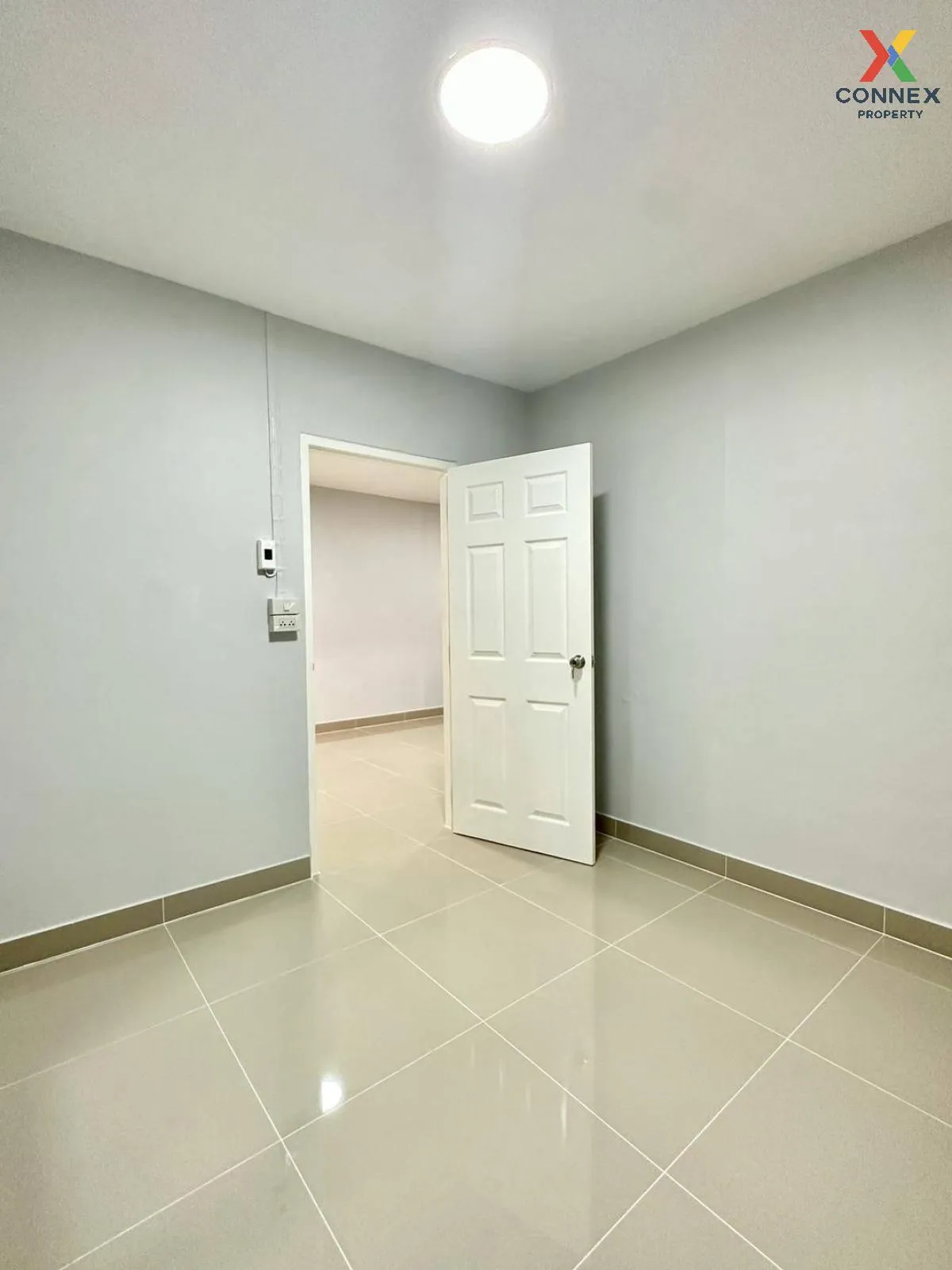 ขายทาวน์เฮ้าส์/ทาวน์โฮม  บ้านพฤกษา 3 บางบัวทอง รีโนเวทใหม่ บางคูร