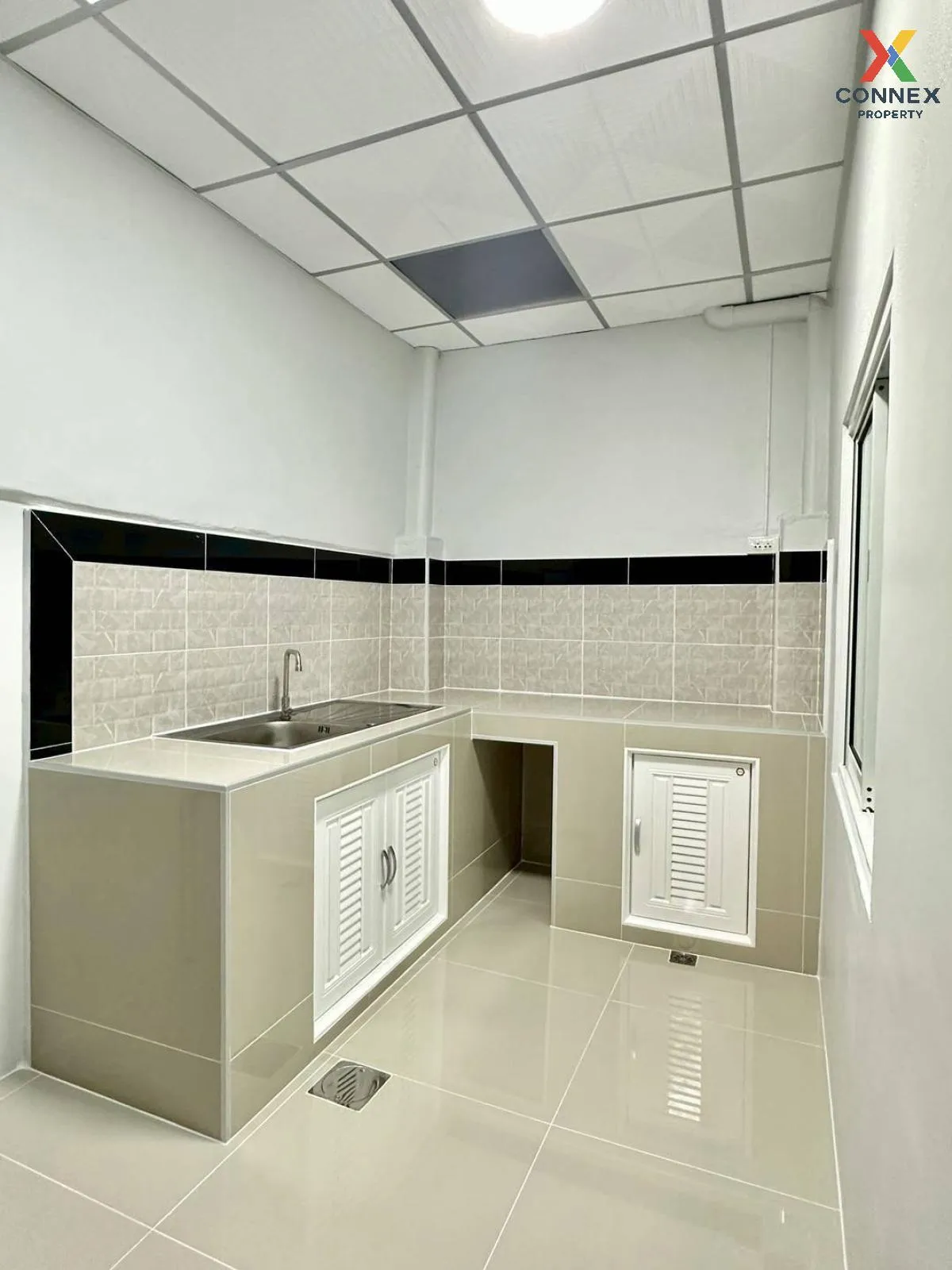 ขายทาวน์เฮ้าส์/ทาวน์โฮม  บ้านพฤกษา 3 บางบัวทอง รีโนเวทใหม่ บางคูร