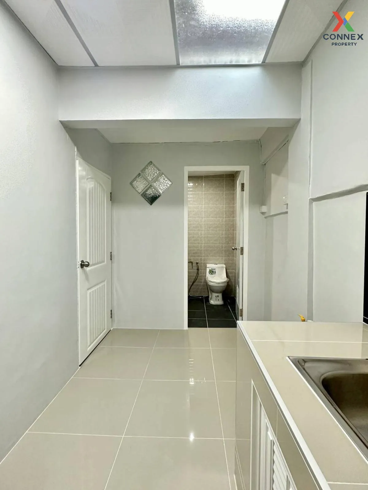 ขายทาวน์เฮ้าส์/ทาวน์โฮม  บ้านพฤกษา 3 บางบัวทอง รีโนเวทใหม่ บางคูร