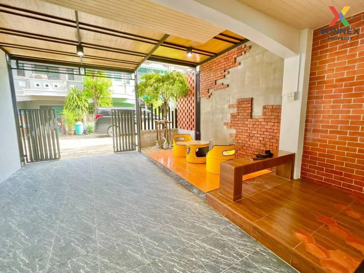 For Sale Townhouse/Townhome  , K.C. Ramindra 2 , newly renovated  3