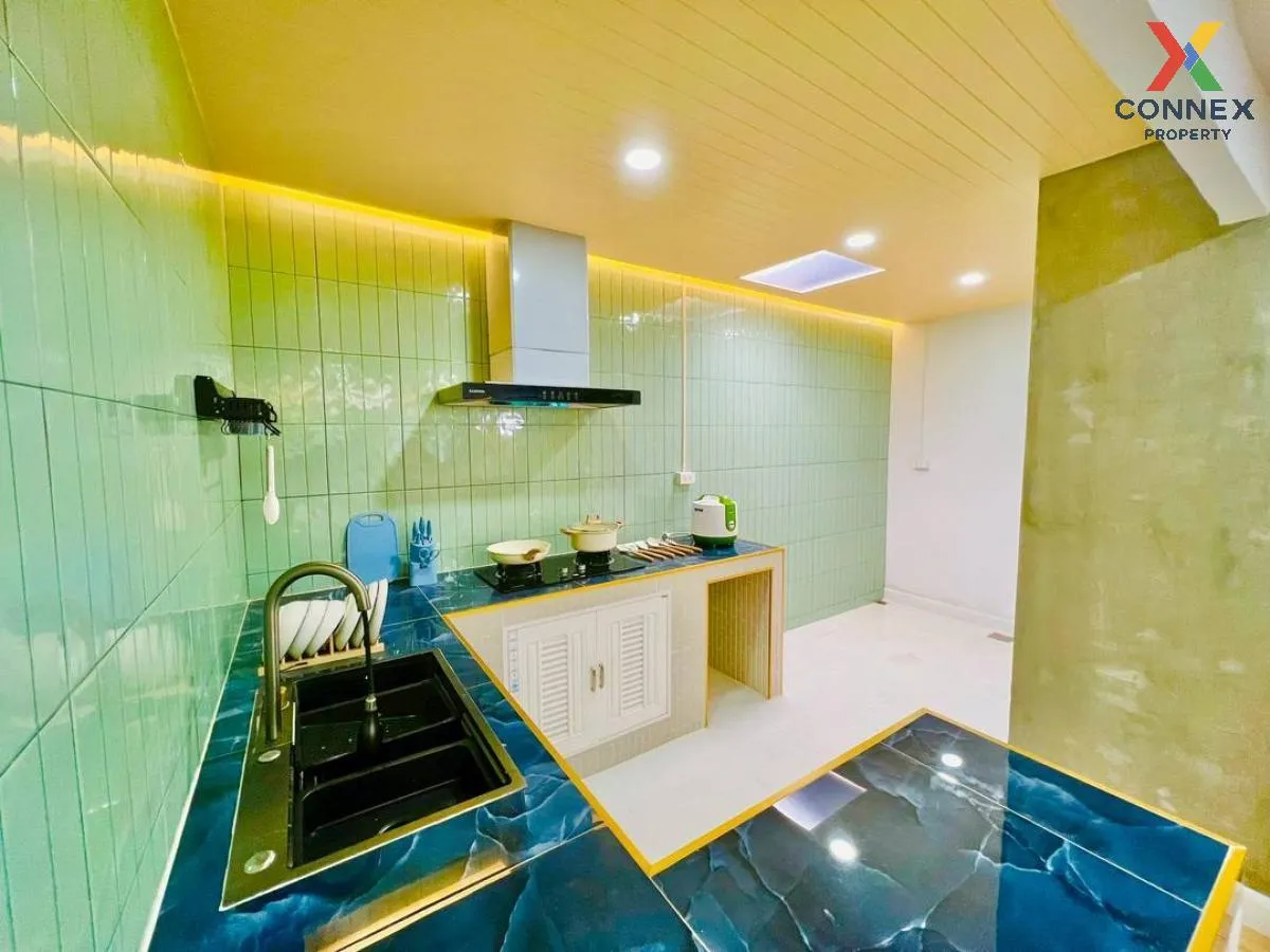For Sale Townhouse/Townhome  , K.C. Ramindra 2 , newly renovated 