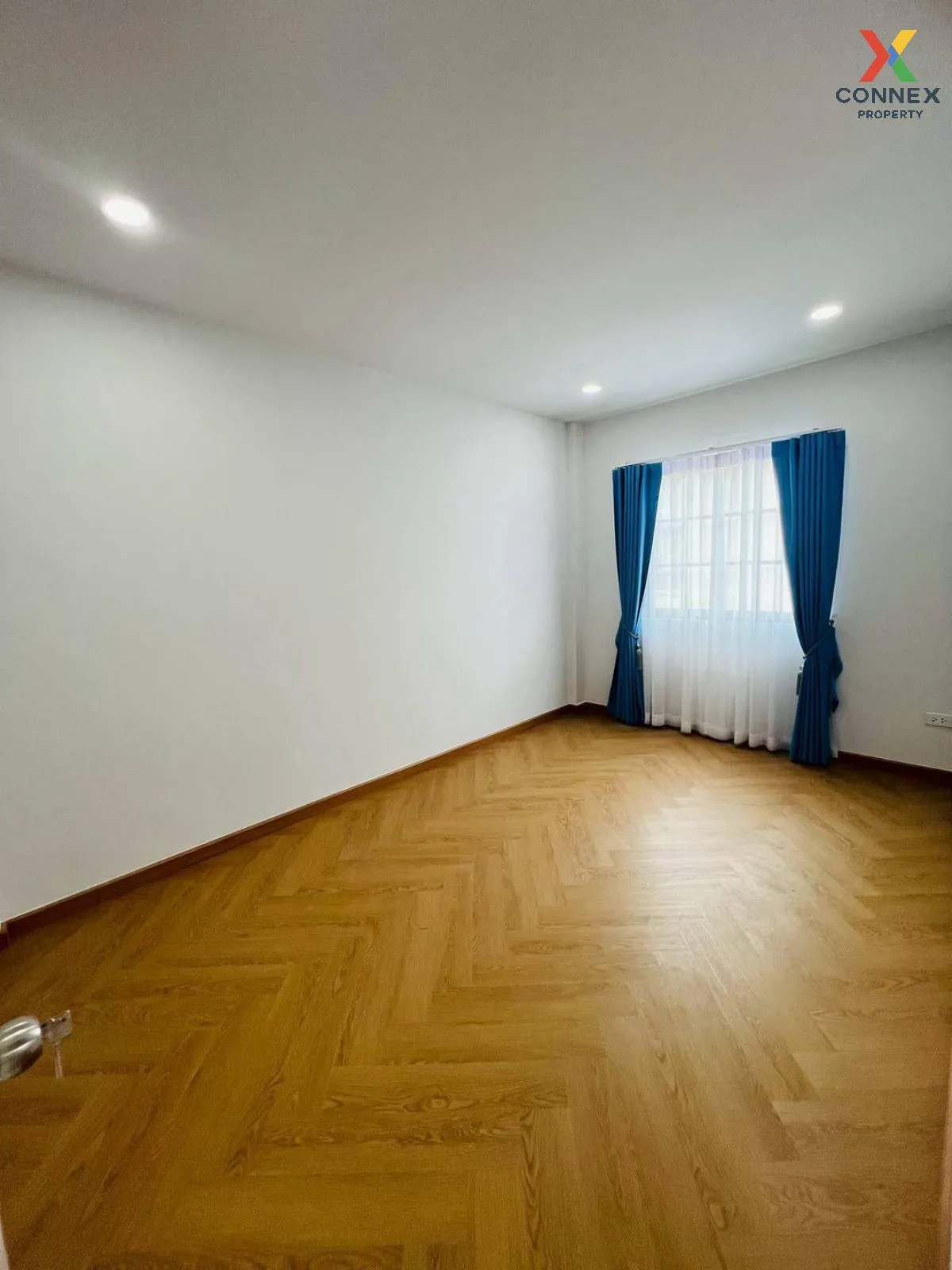 For Sale Townhouse/Townhome  , K.C. Ramindra 2 , newly renovated 