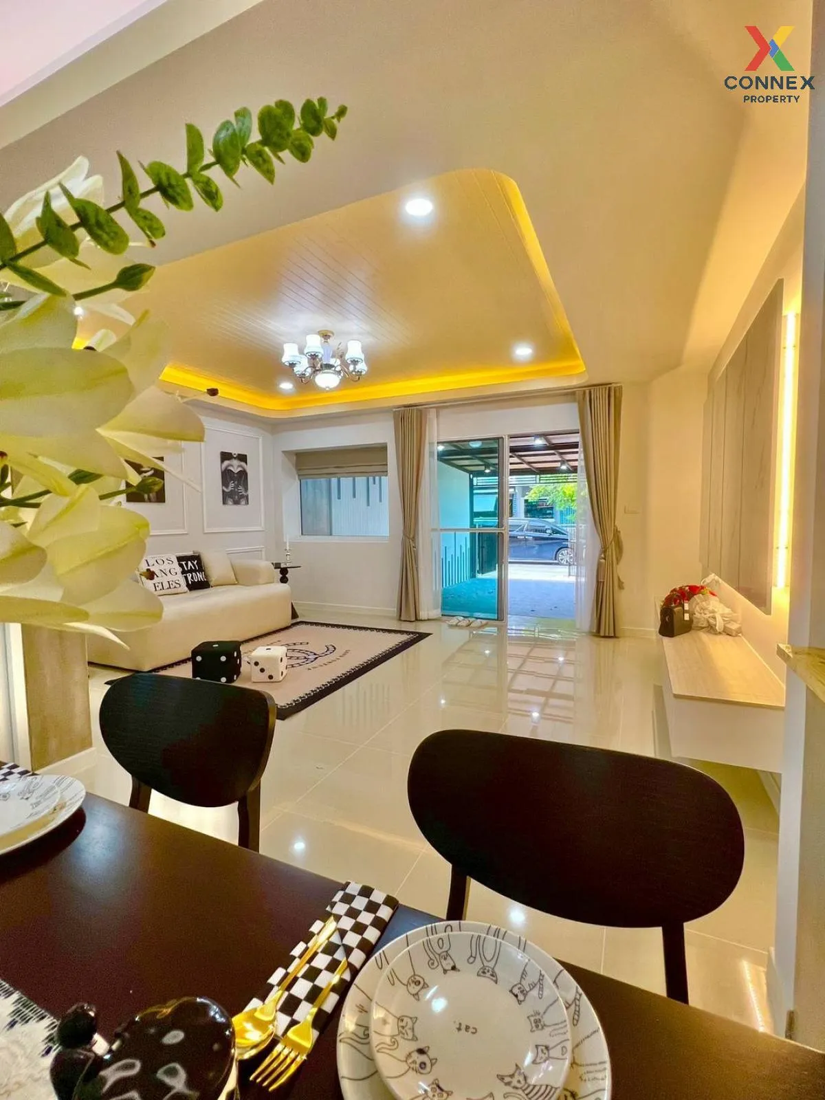 ขายทาวน์เฮ้าส์/ทาวน์โฮม  อินดี้ บางนา กม.26 รีโนเวทใหม่ บางบ่อ บา