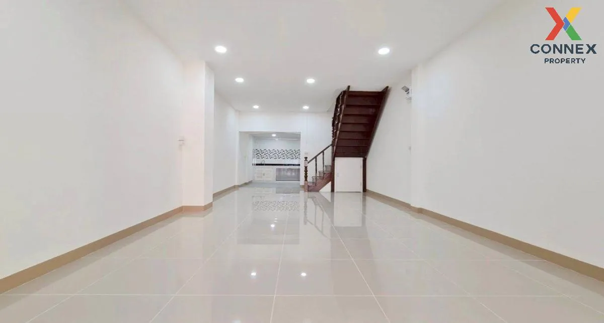 For Sale Townhouse/Townhome  , Chanaporn Place , newly renovated  3