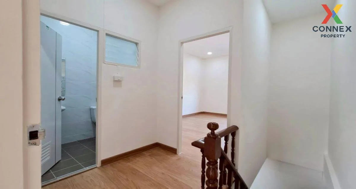 For Sale Townhouse/Townhome  , Chanaporn Place , newly renovated 