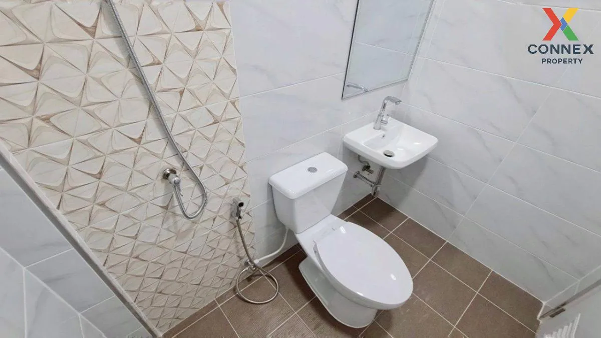 For Sale Townhouse/Townhome  , Chanaporn Place , newly renovated 