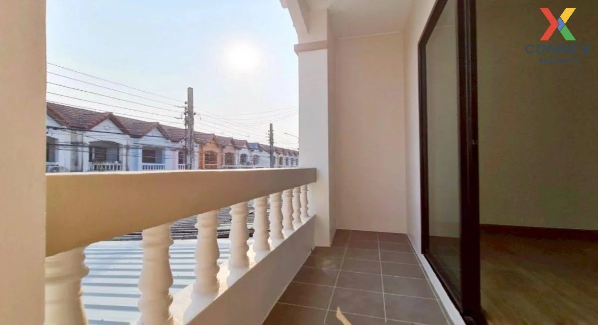 For Sale Townhouse/Townhome  , Chanaporn Place , newly renovated 