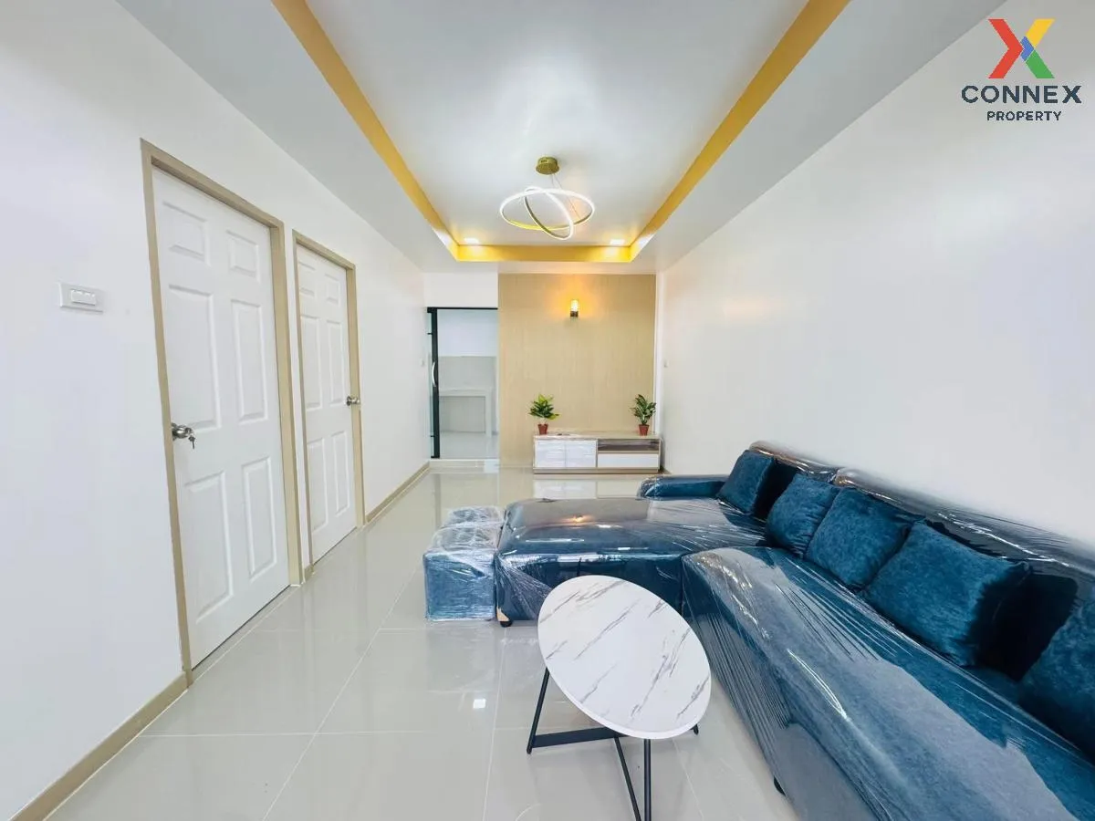 For Sale Townhouse/Townhome  , Baan Tawan Ngam , newly renovated 