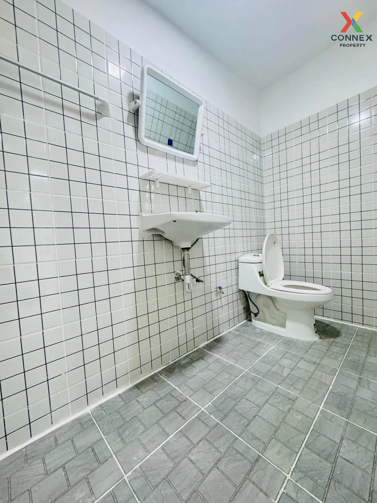 For Sale Townhouse/Townhome  , Baan Tawan Ngam , newly renovated 