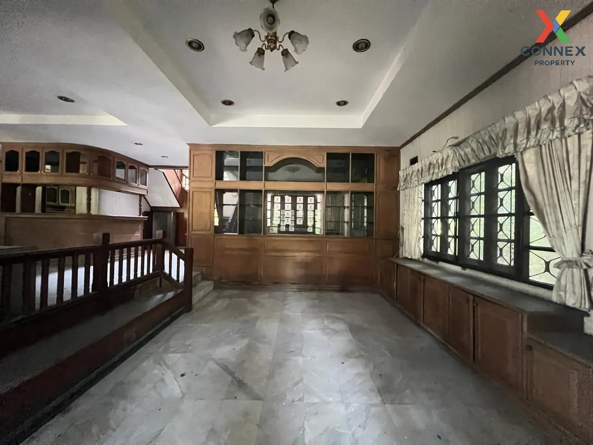 For Sale House , Sivalee Rangsit 1 , Pracha Thipat , Thanyaburi ,