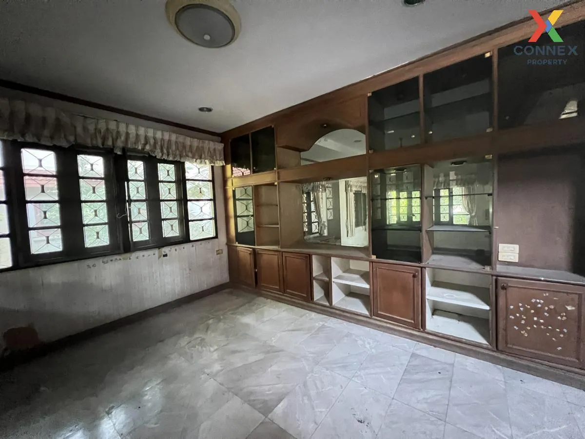 For Sale House , Sivalee Rangsit 1 , Pracha Thipat , Thanyaburi ,