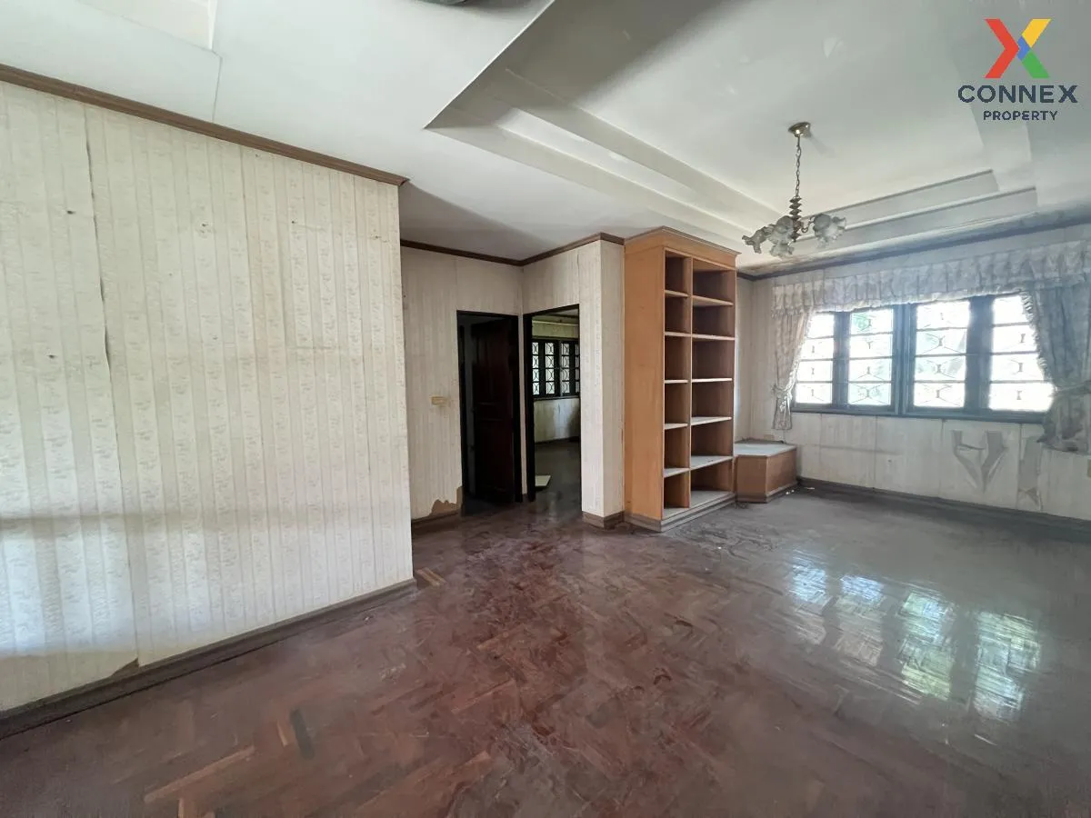 For Sale House , Sivalee Rangsit 1 , Pracha Thipat , Thanyaburi ,