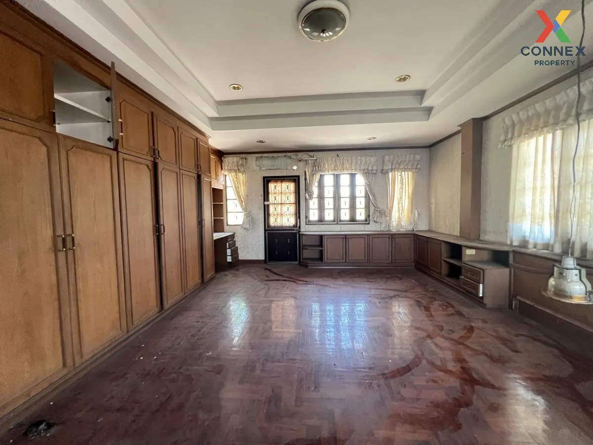 For Sale House , Sivalee Rangsit 1 , Pracha Thipat , Thanyaburi ,
