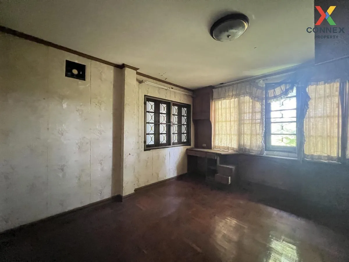 For Sale House , Sivalee Rangsit 1 , Pracha Thipat , Thanyaburi ,