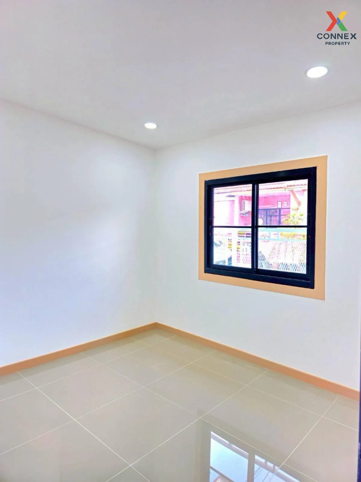 For Sale Townhouse/Townhome  , Baan Buathong 4 Baan Kluay-Sai Noi