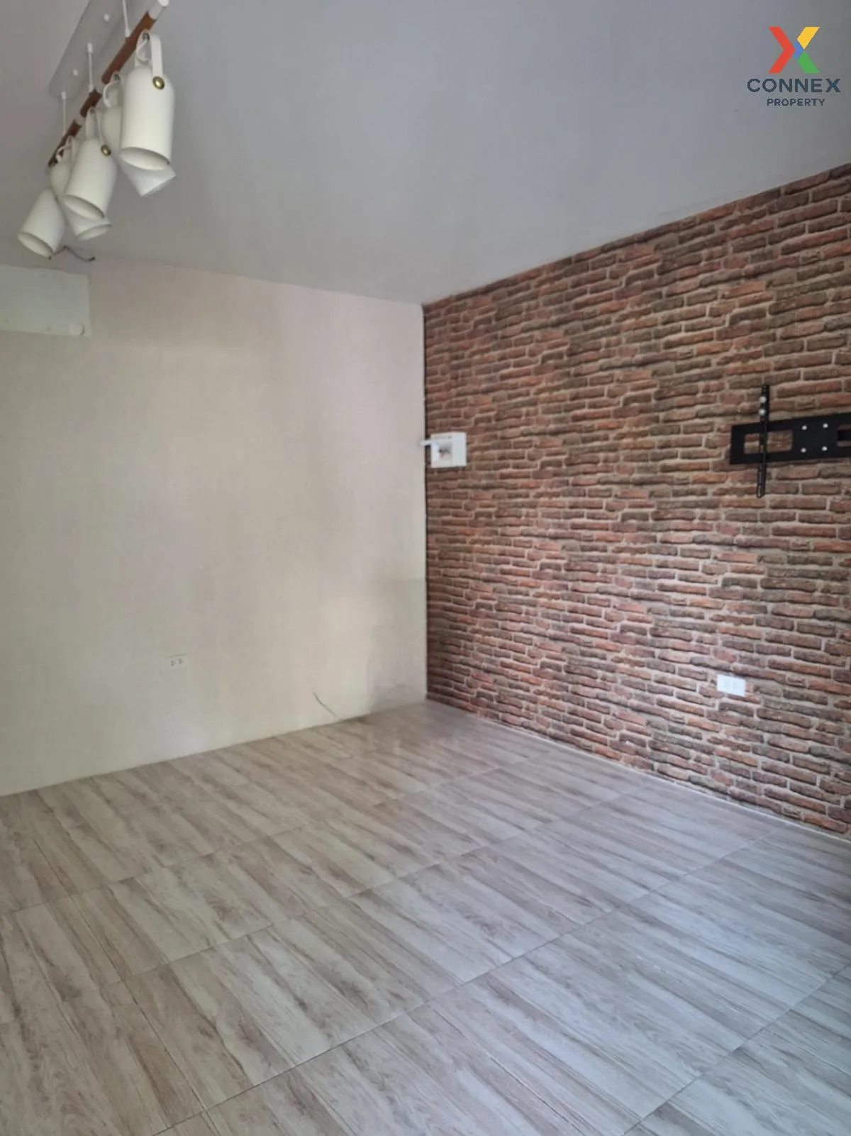ขายบ้าน  บ้านชัยพฤกษ์ รัตนาธิเบศร์-วงแหวน เสาธงหิน บางใหญ่ นนทบุร