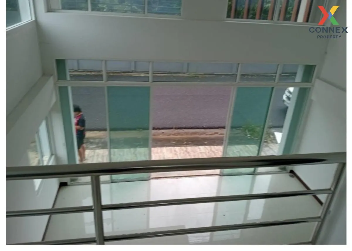 For Sale Commercial Building , Baan Aphipaiboonsap , Khuan Lang ,
