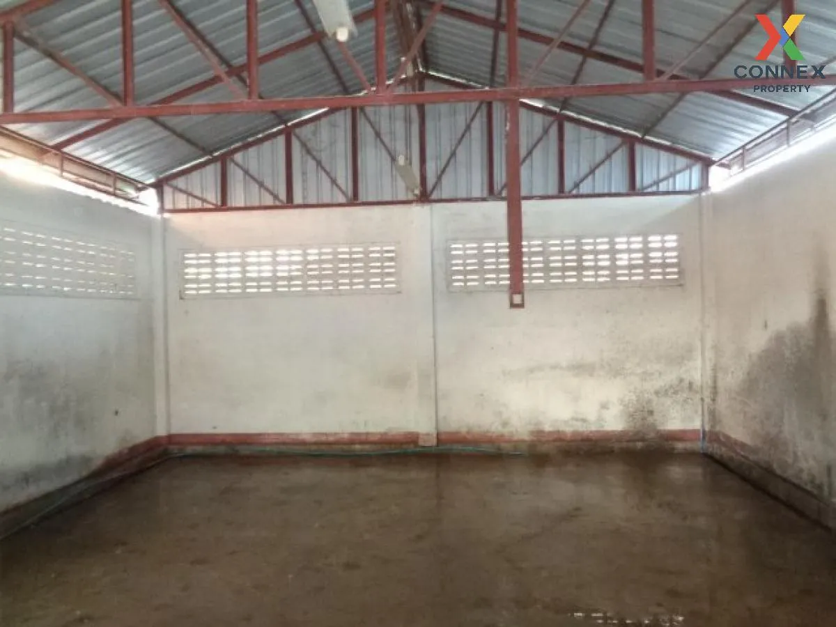 For Sale Warehouse Sakon Nakhon 318 sq.w. That Cheing Chum, Muean