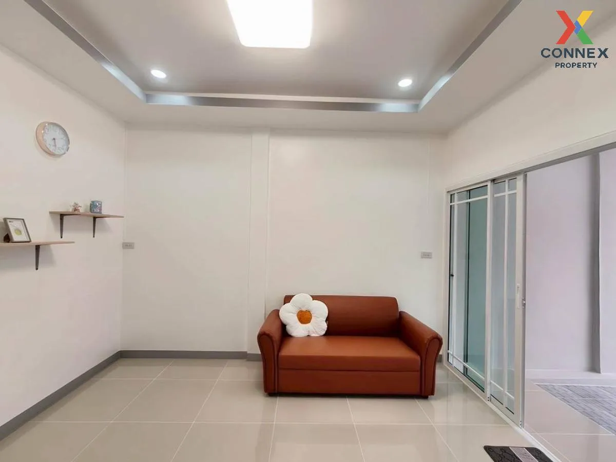 For Sale Townhouse/Townhome  , Baan Buathong 4 Baan Kluay-Sai Noi