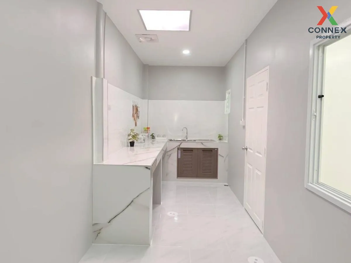 For Sale Townhouse/Townhome  , Baan Buathong 4 Baan Kluay-Sai Noi