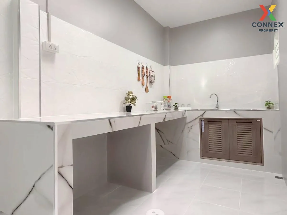 For Sale Townhouse/Townhome  , Baan Buathong 4 Baan Kluay-Sai Noi