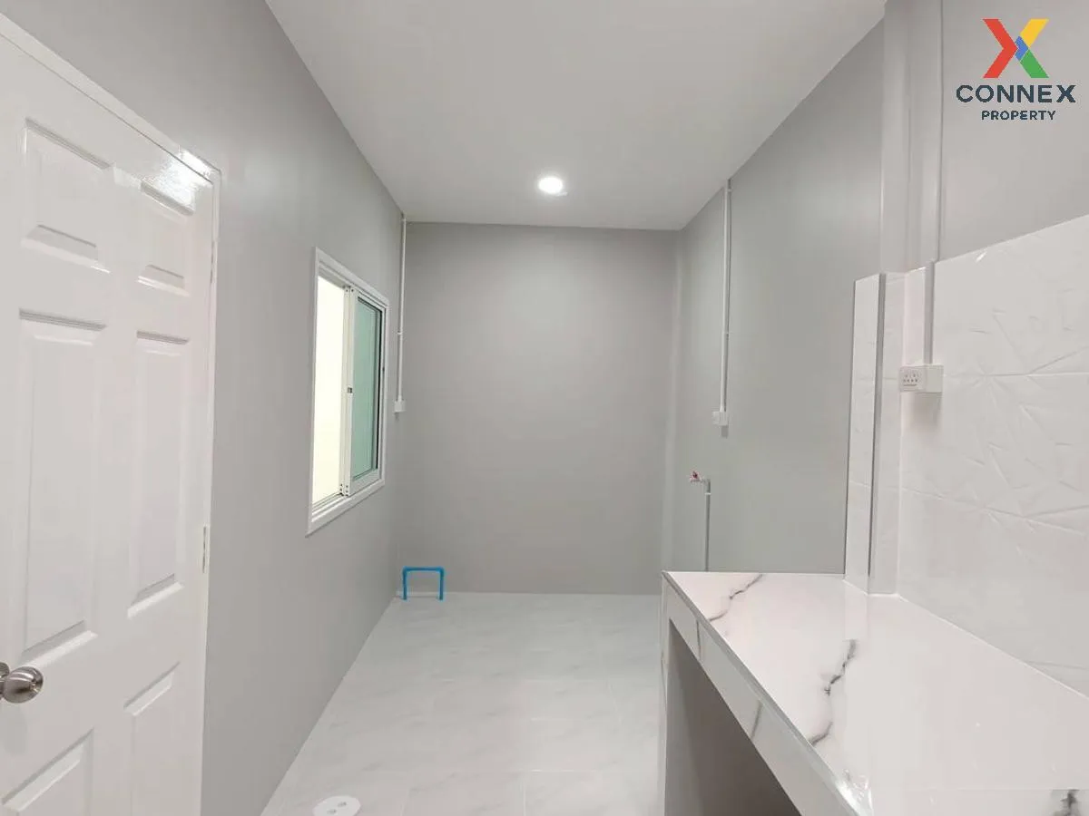 For Sale Townhouse/Townhome  , Baan Buathong 4 Baan Kluay-Sai Noi
