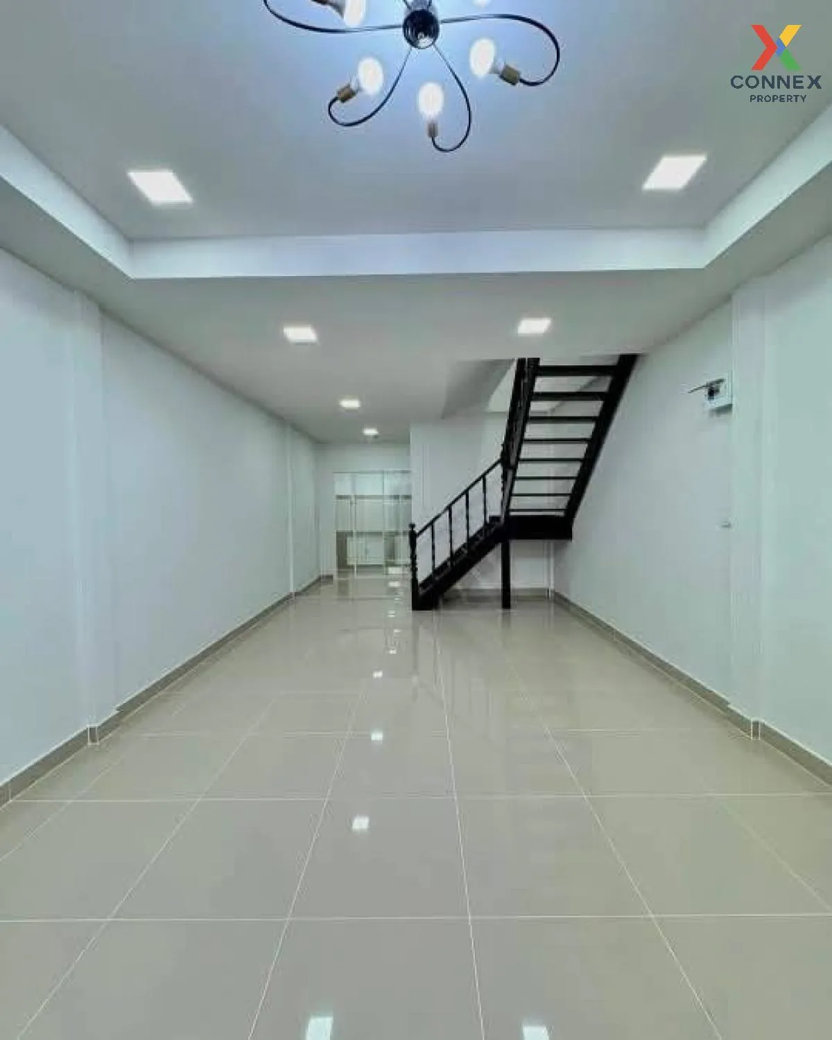 ขายทาวน์เฮ้าส์/ทาวน์โฮม  บ้านบัวทอง 2 รีโนเวทใหม่ บางรักพัฒนา บาง 4