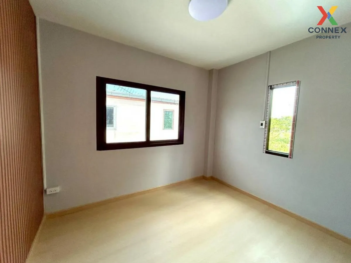 ขายทาวน์เฮ้าส์/ทาวน์โฮม  บ้านบัวทอง 4 บ้านกล้วย-ไทรน้อย รีโนเวทให