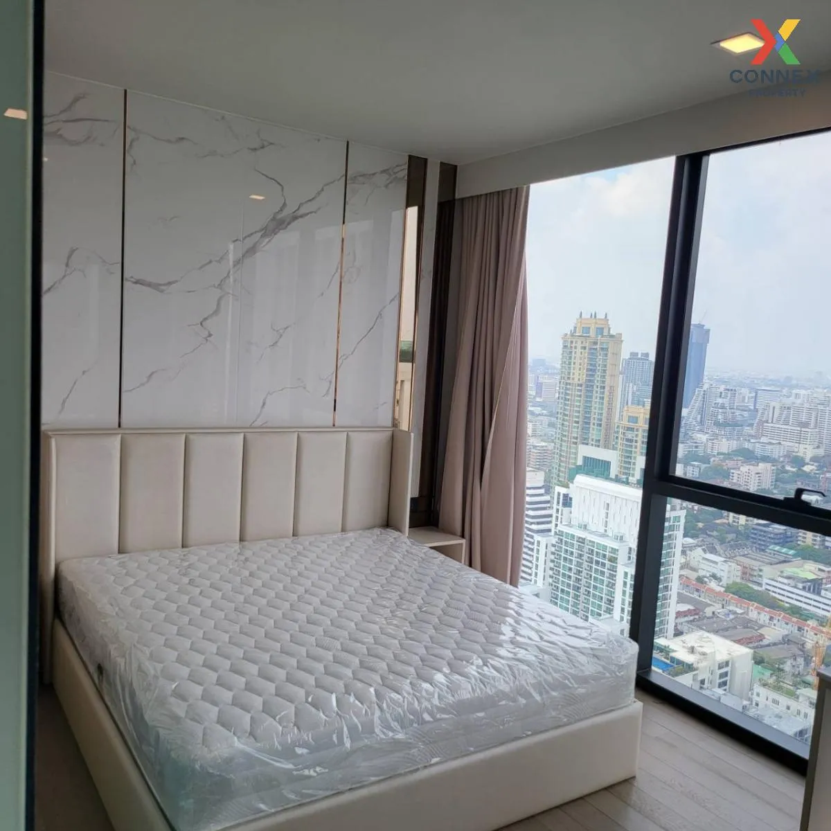 For Sale Condo , Celes Asoke , Duplex , high floor , MRT-Sukhumvi 3