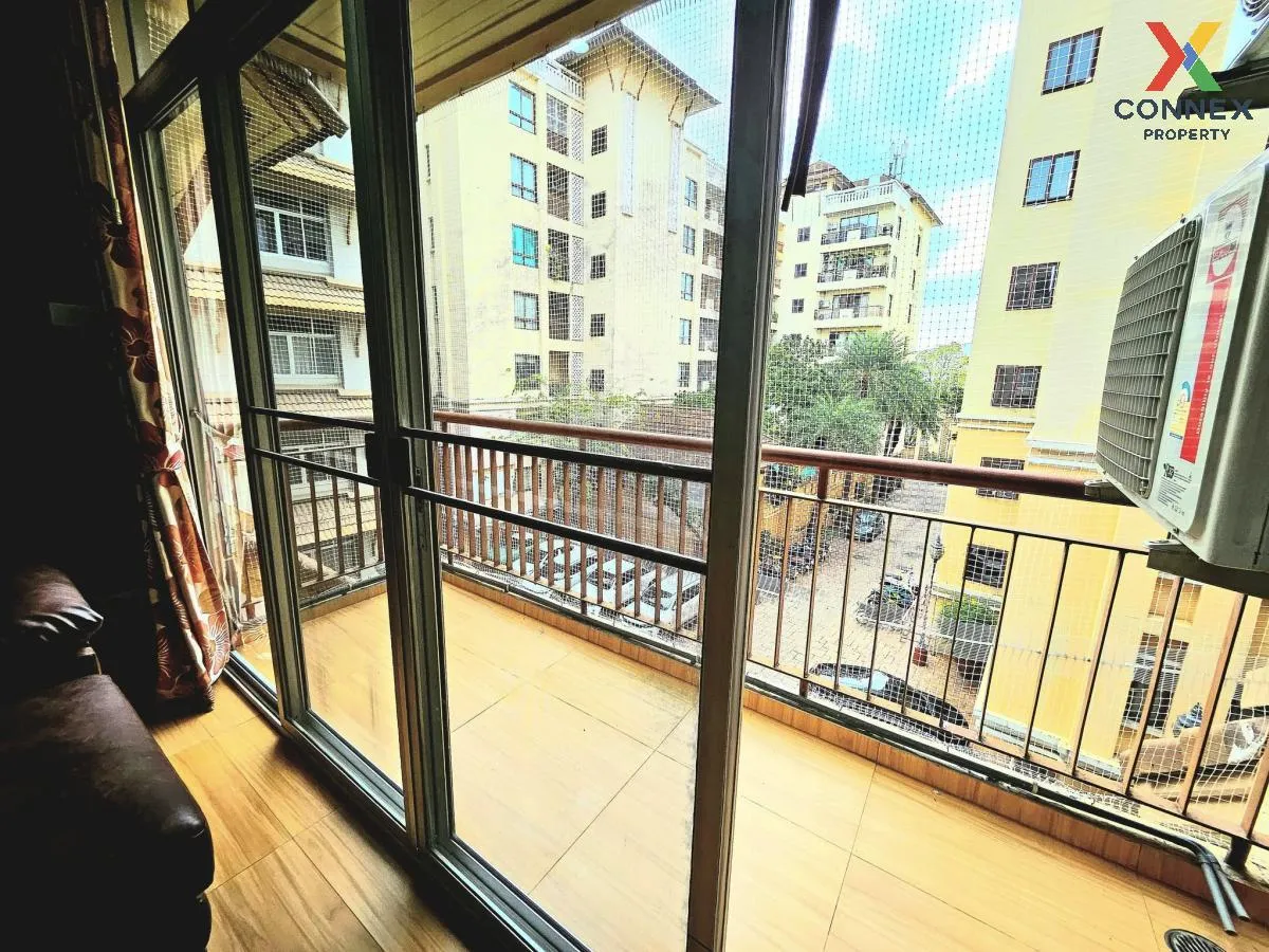 For Rent Condo , Baan Klang Krung Resort Ratchada 7 , corner unit