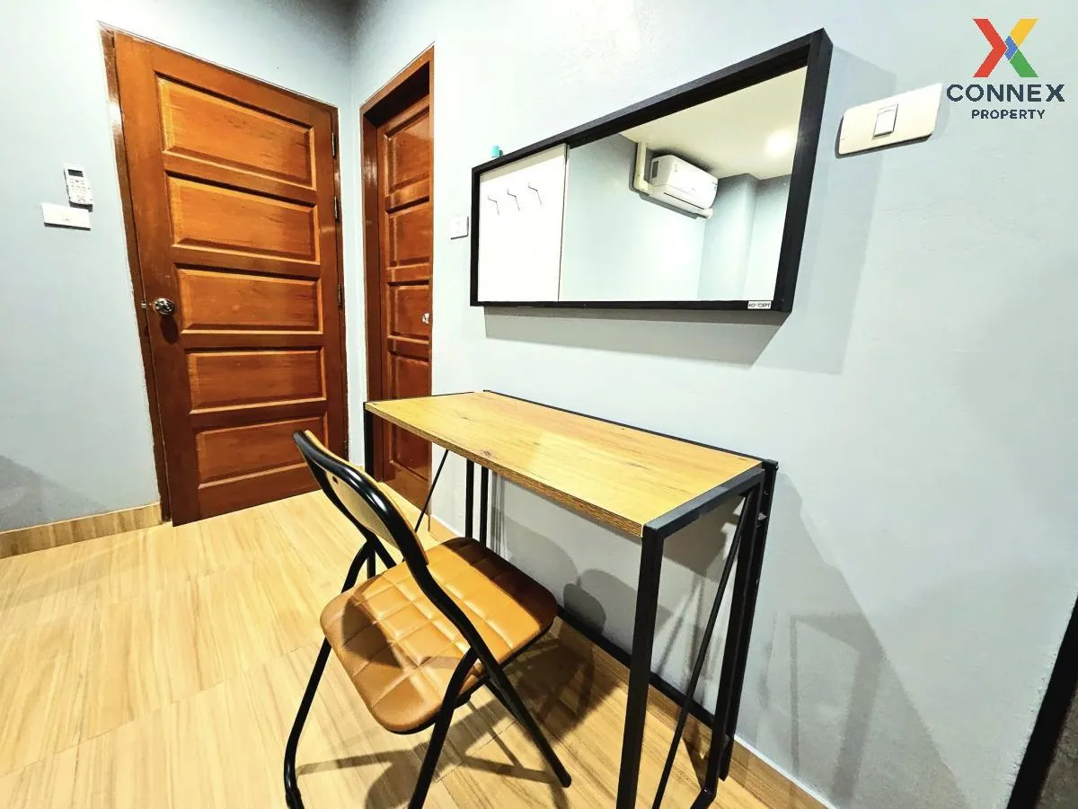For Rent Condo , Baan Klang Krung Resort Ratchada 7 , corner unit