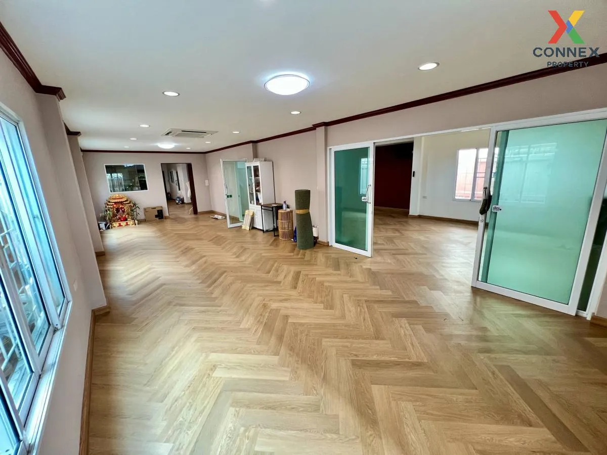 For Sale House , Taweethong 3 Phetkasem 69 , Nong Khaem , Nong Kh