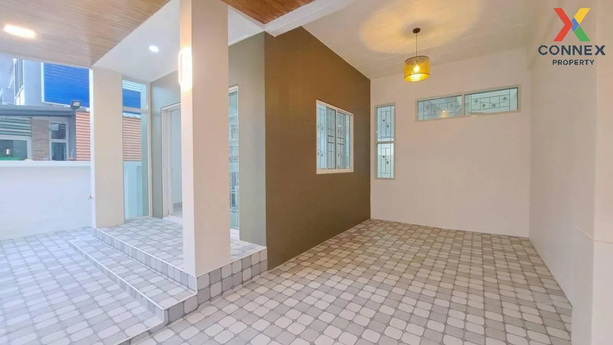 ขายทาวน์เฮ้าส์/ทาวน์โฮม  บัวทองธานี รีโนเวทใหม่ บางบัวทอง บางบัวท 2