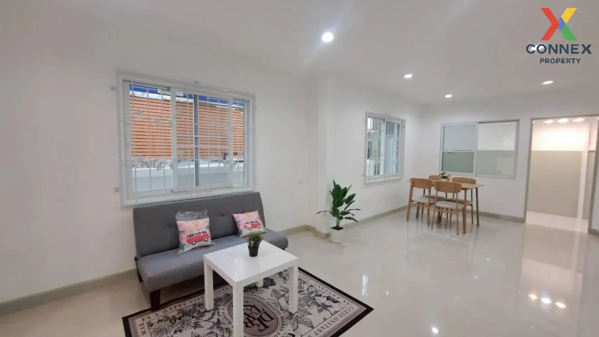 ขายทาวน์เฮ้าส์/ทาวน์โฮม  บัวทองธานี รีโนเวทใหม่ บางบัวทอง บางบัวท