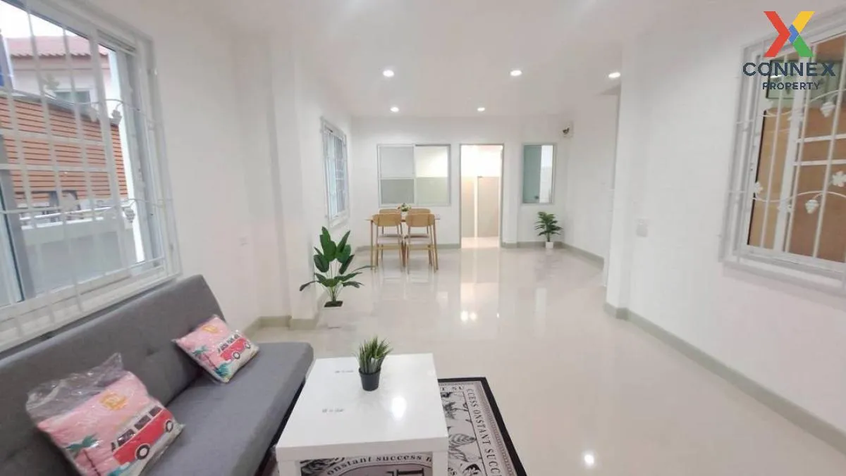 ขายทาวน์เฮ้าส์/ทาวน์โฮม  บัวทองธานี รีโนเวทใหม่ บางบัวทอง บางบัวท