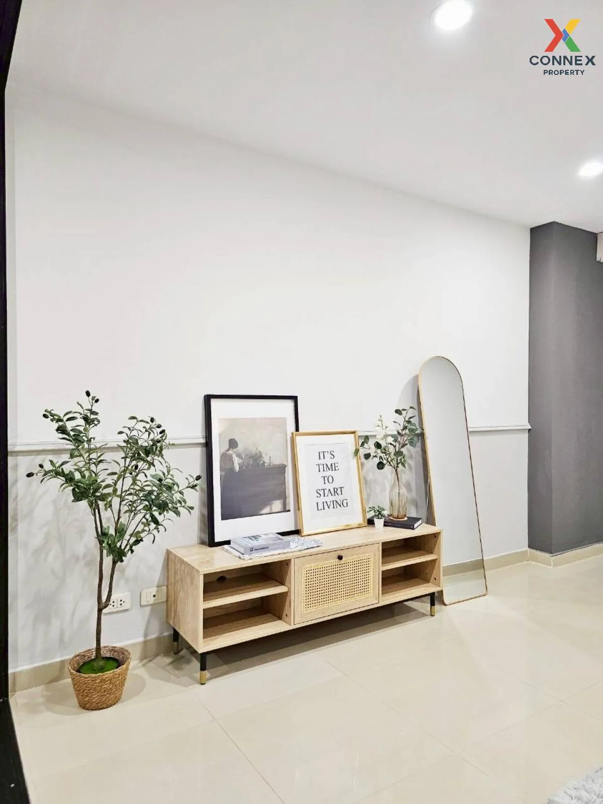 For Sale Condo , REGENT HOME 1 PHAHOLYOTHIN 67 , newly renovated 