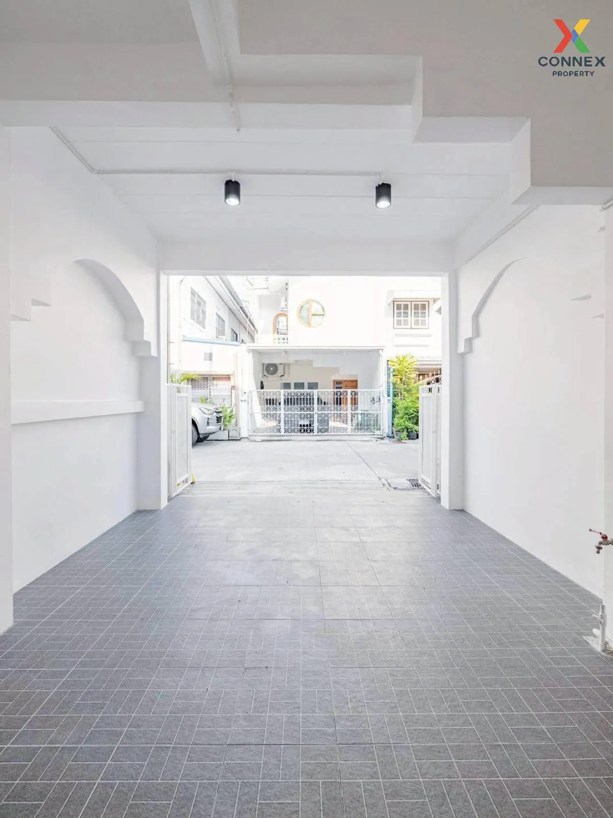 ขายทาวน์เฮ้าส์/ทาวน์โฮม  สวนทองวิลล่า 5 รีโนเวทใหม่ ดอนเมือง เขต  2