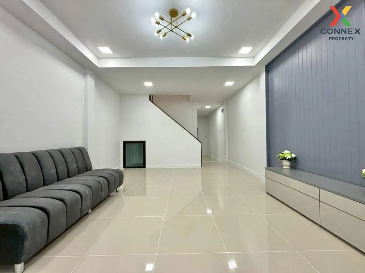 ขายทาวน์เฮ้าส์/ทาวน์โฮม  บ้านพุทธชาด บางรักใหญ่ รีโนเวทใหม่ บางรั 3