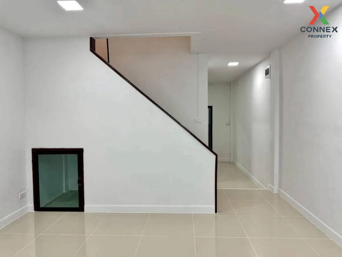 ขายทาวน์เฮ้าส์/ทาวน์โฮม  บ้านพุทธชาด บางรักใหญ่ รีโนเวทใหม่ บางรั